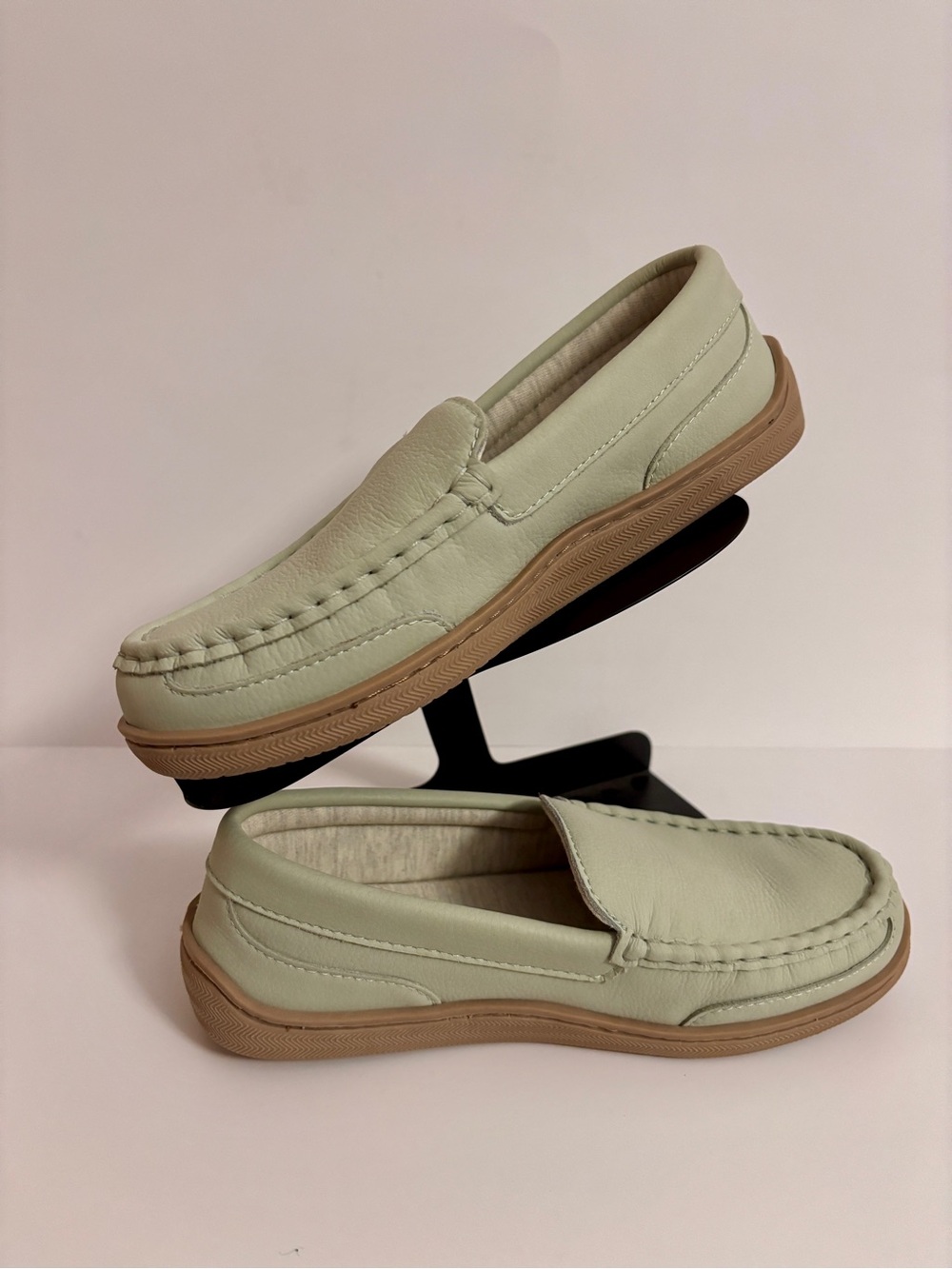 My Slippers leather moccasin comfort slippers Size 7 women’s